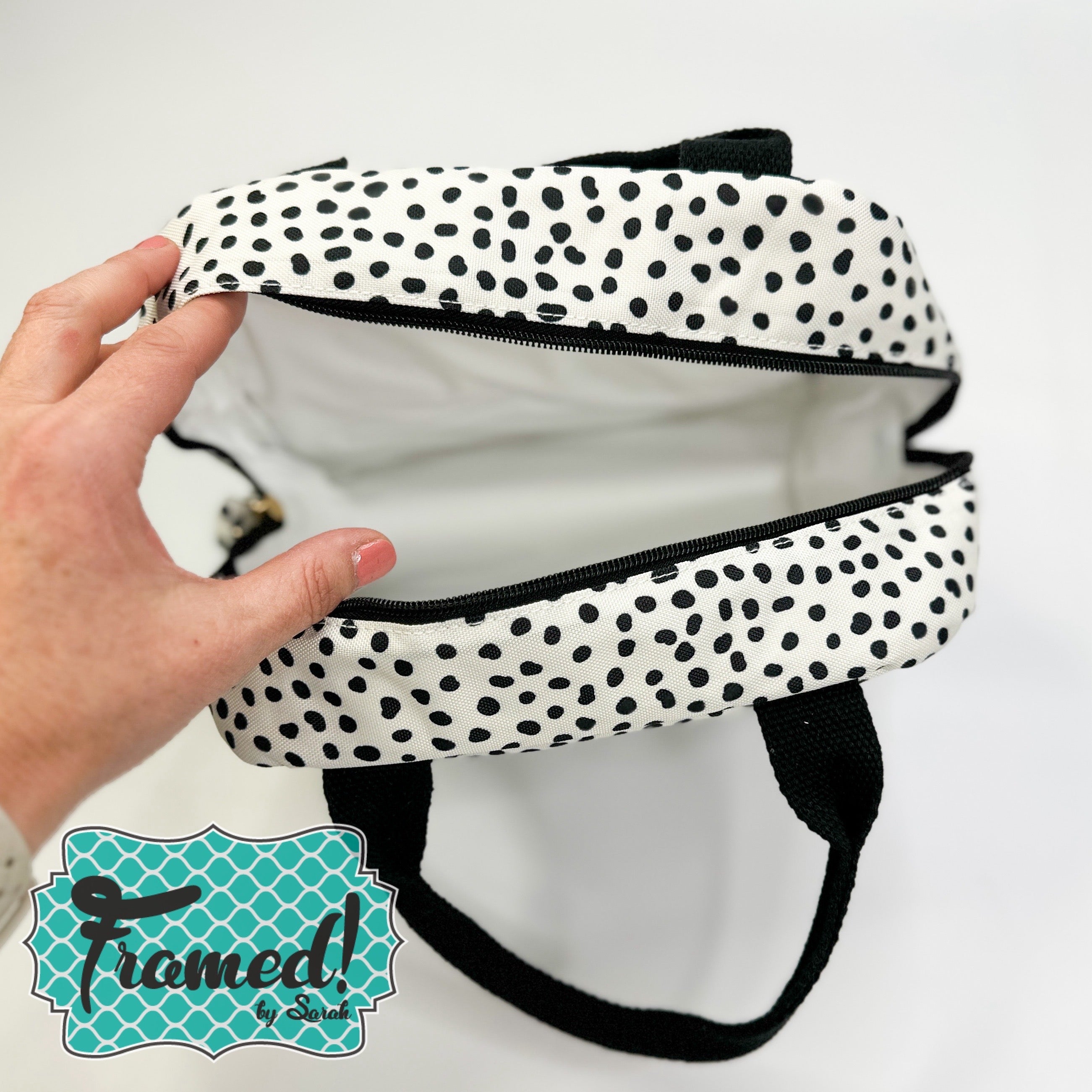 Black & White Spotted Insulated Lunch Tote