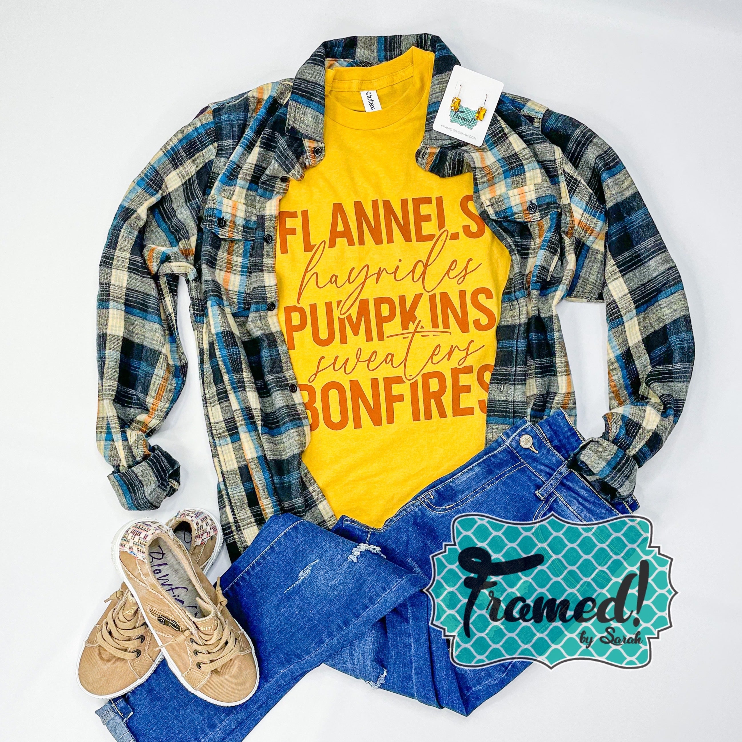 'Flannels Hayrides Pumpkins & More' Graphic Tee (Large - 3X Only)