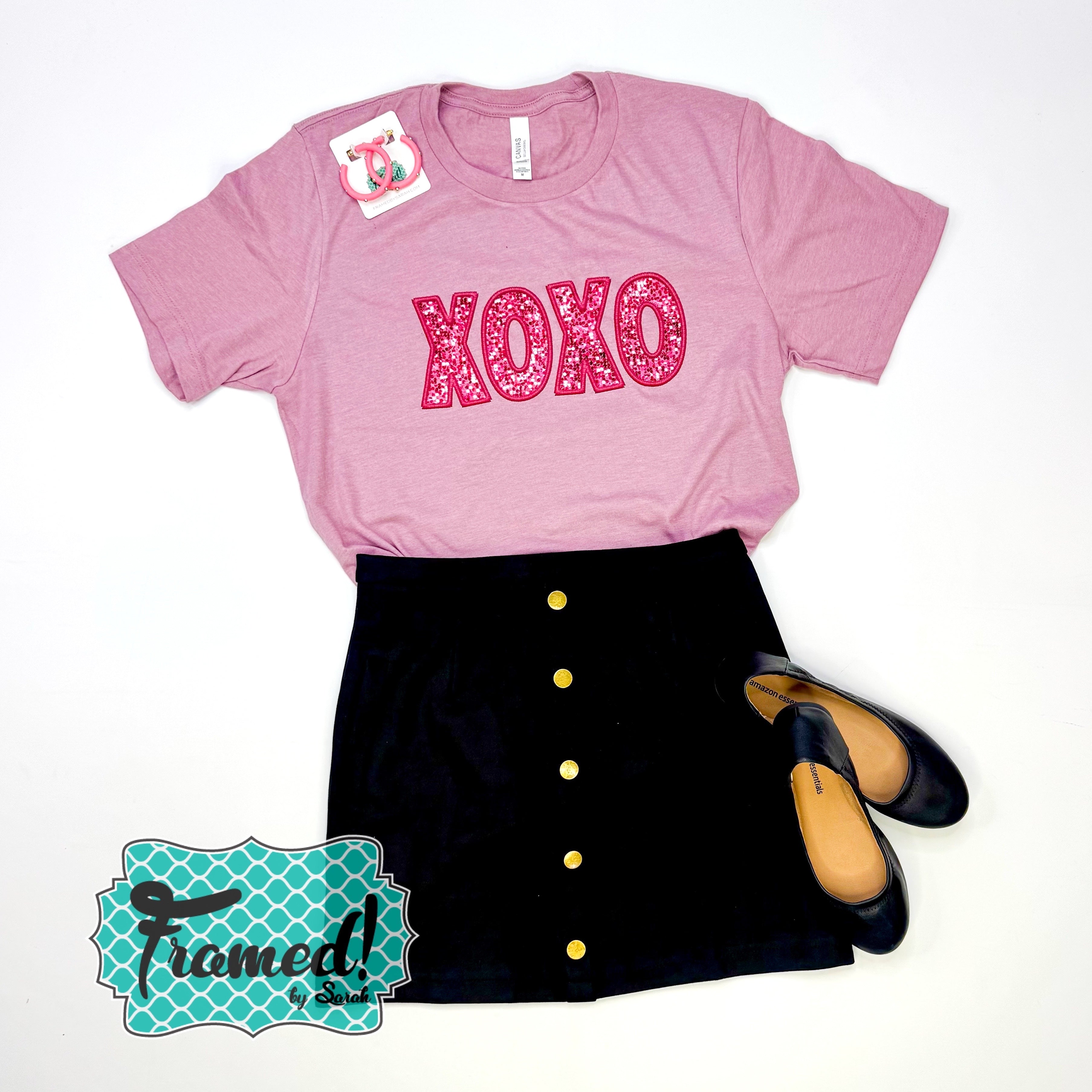 Glitter XOXO Graphic Tee