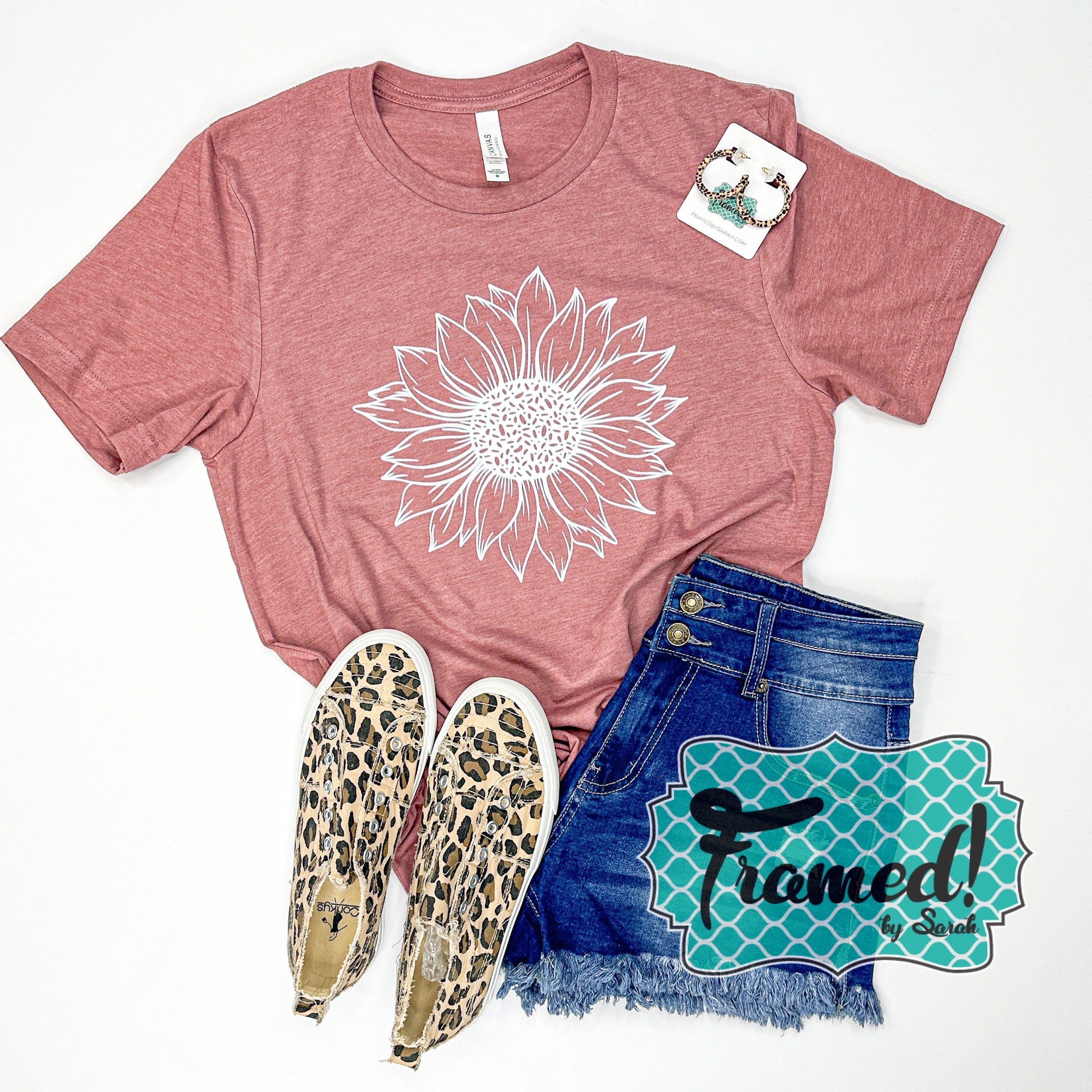 Mauve Sunflower Graphic Tee (Small & Lg only)