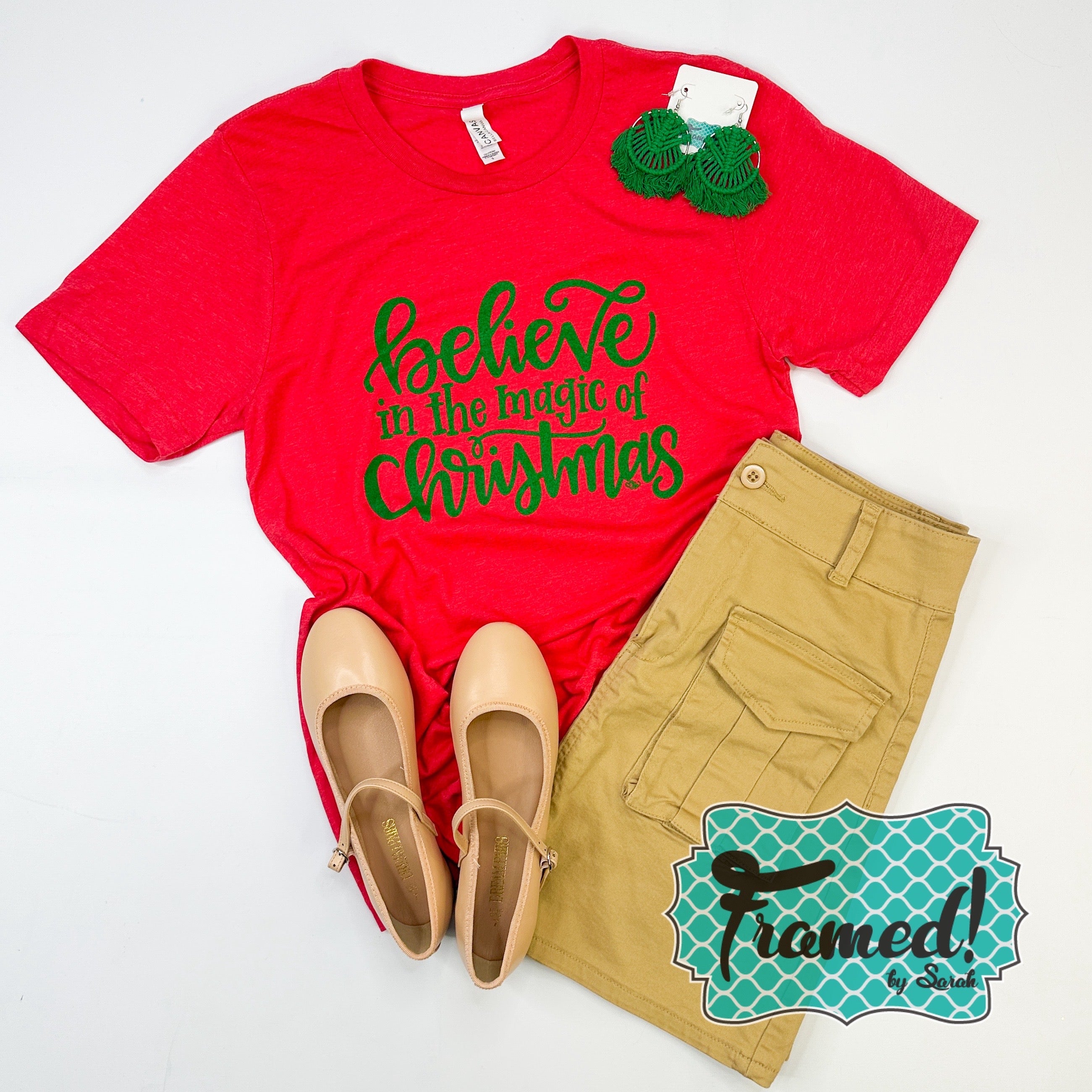 'Believe in the Magic of Christmas' Graphic Tee